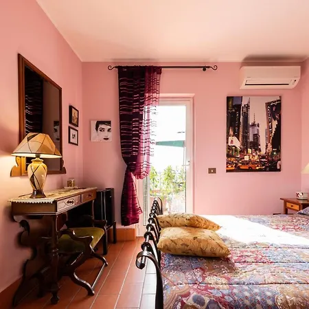 La Tana Delle Stelle B&B Di Charme E Relax Fara in Sabina Exterior foto
