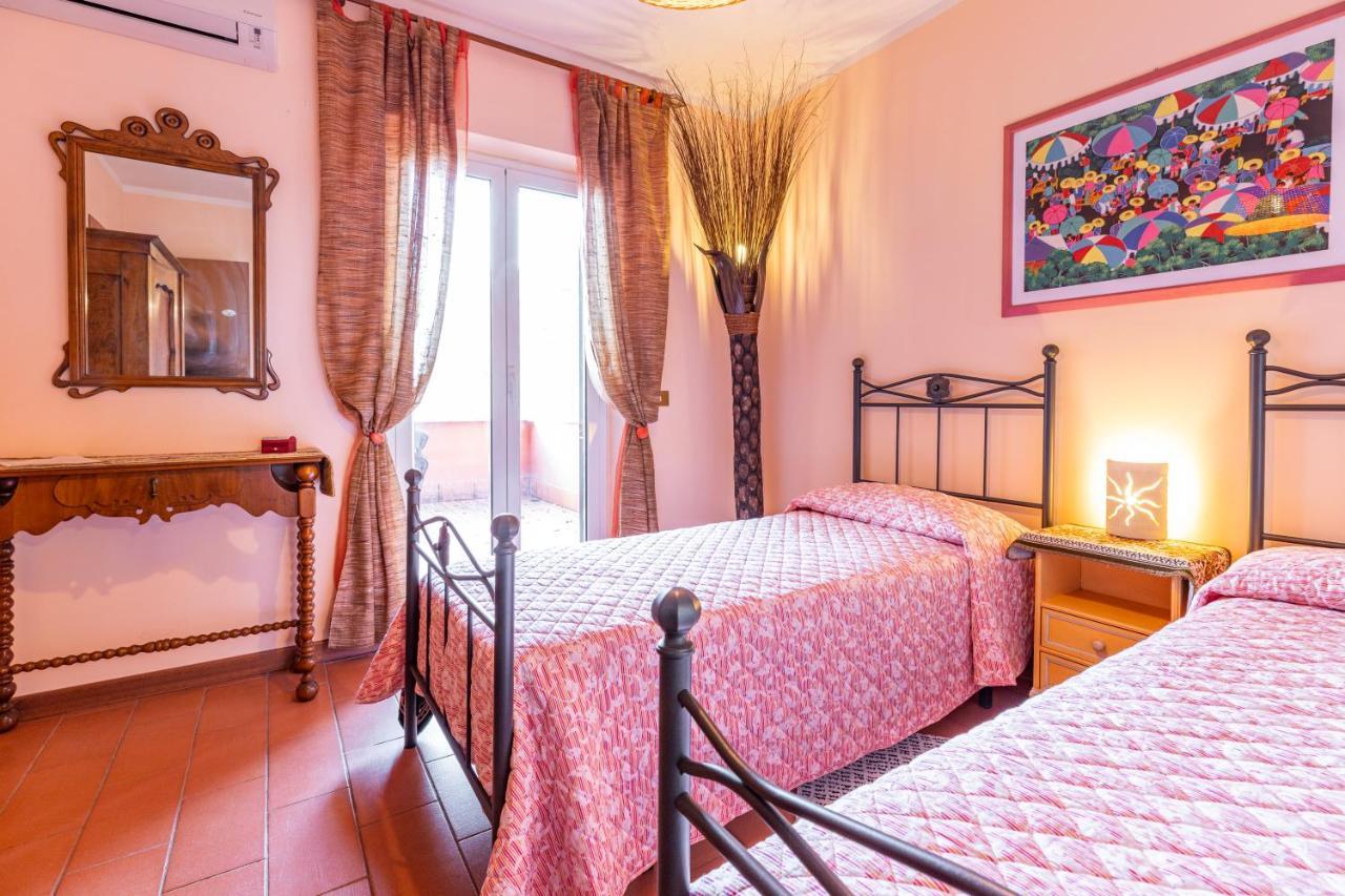 Frühstückspension La Tana Delle Stelle Di Charme E Relax Fara in Sabina